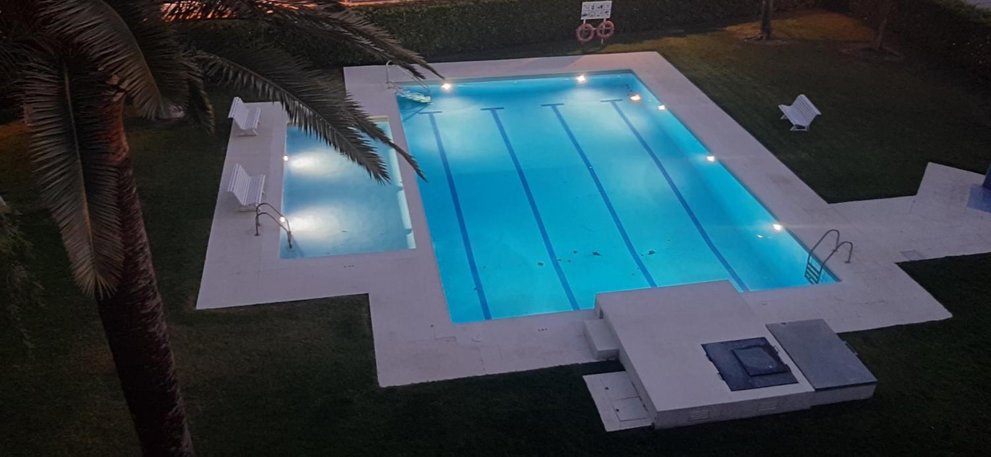 50 M De La Plage! Proche Du Centre Ville! Piscine! Vue Sur Mer Et Montagnes! Wifi! 2 Velos A Disposition! Кембрилс Екстериор снимка